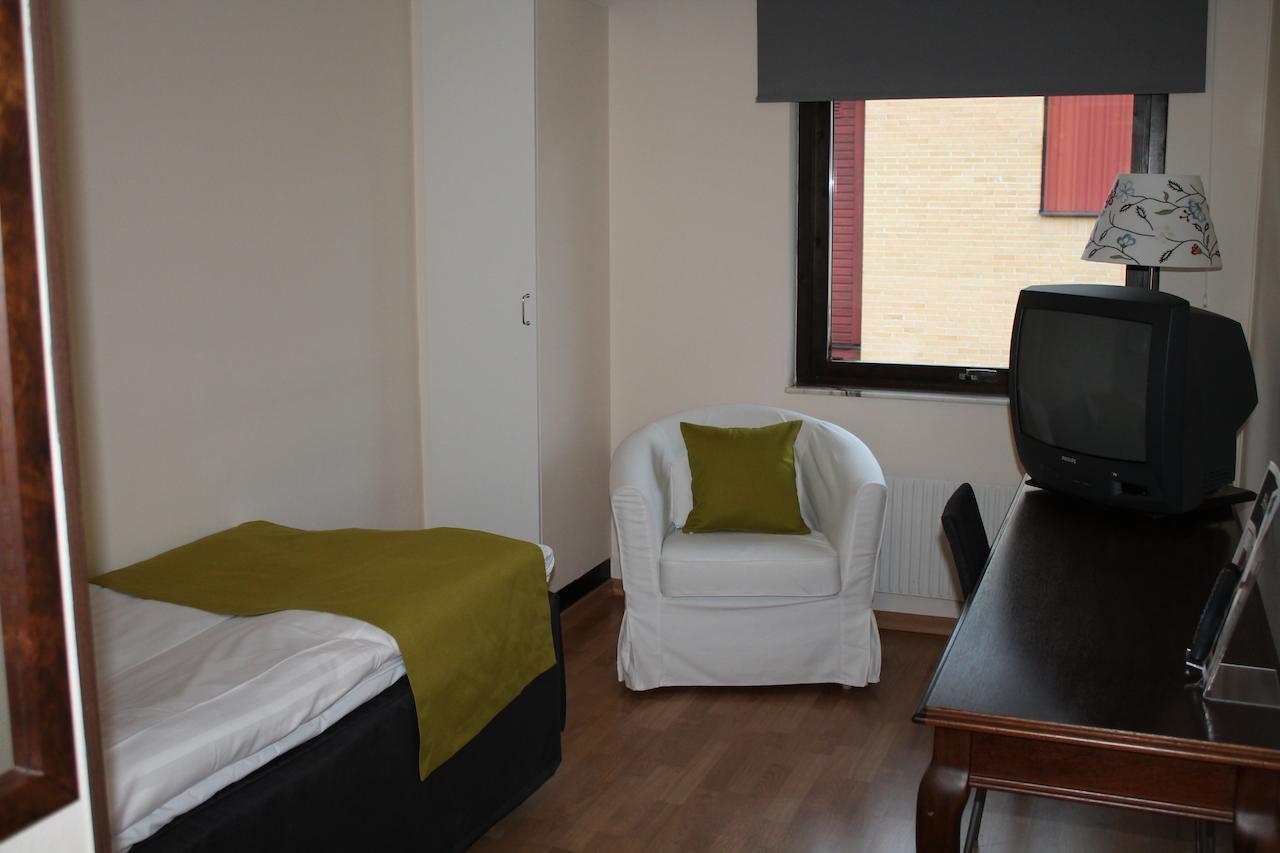 Yxnerum Hotel & Conference Quarto foto