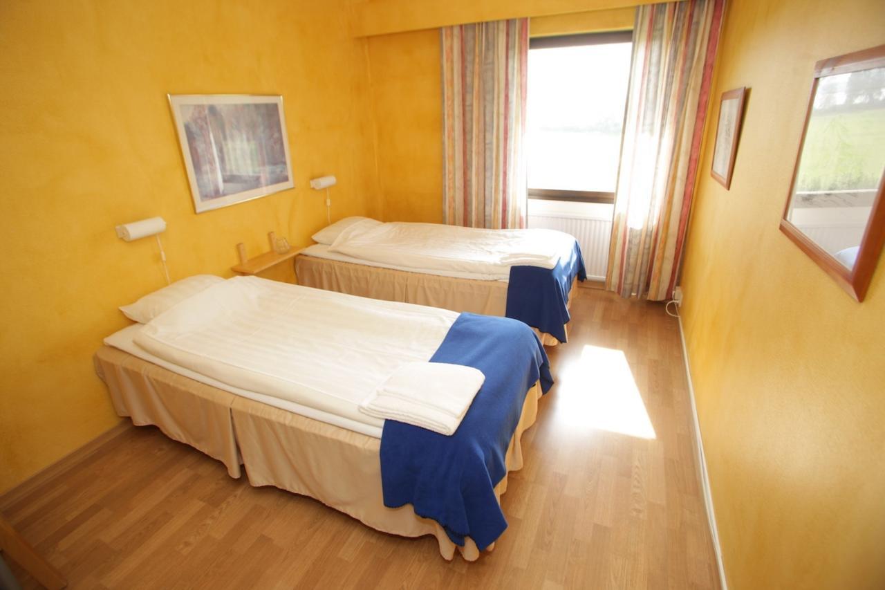 Yxnerum Hotel & Conference Quarto foto