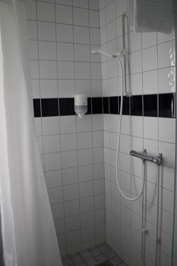 Yxnerum Hotel & Conference Quarto foto